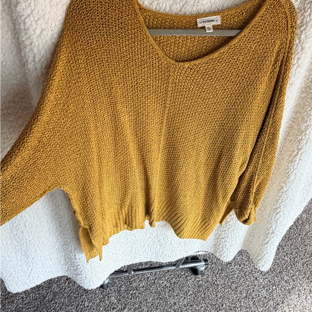 eesome Mustard V-Neck Sweater